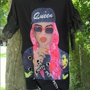 Minette black graphic Queen puff sleeve shirt M